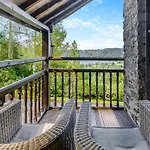 Nyaraló High Biggin *